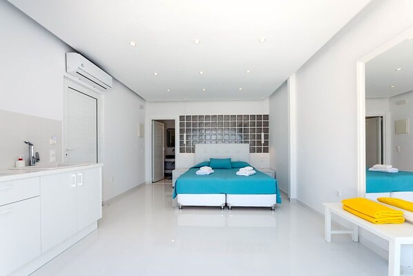 1 chambre, fer et planche à repasser, Wi-Fi gratuit