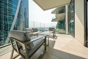 Căn hộ, ban công, quang cảnh kênh | Quang cảnh ban công