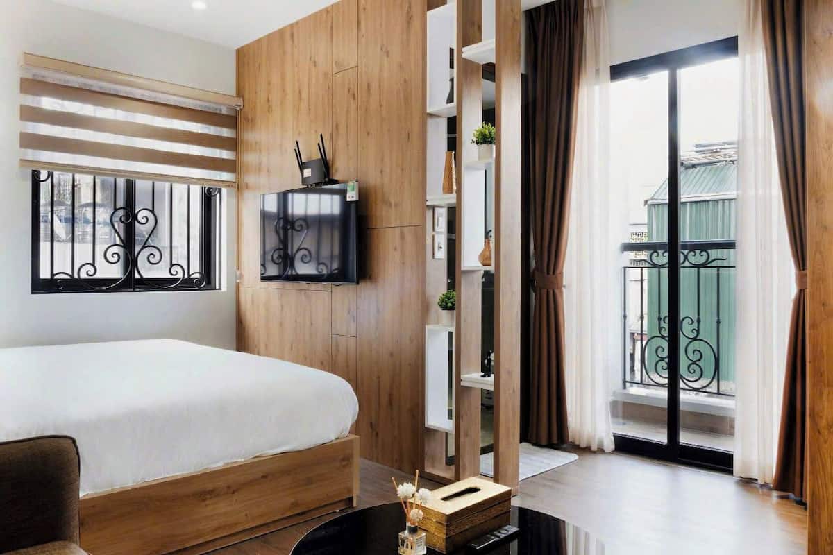 Standard Studio, City View | 1 bilik tidur, peralatan tempat tidur premium, meja