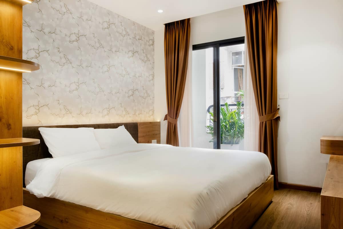 Deluxe Apartment | 1 bilik tidur, peralatan tempat tidur premium, meja