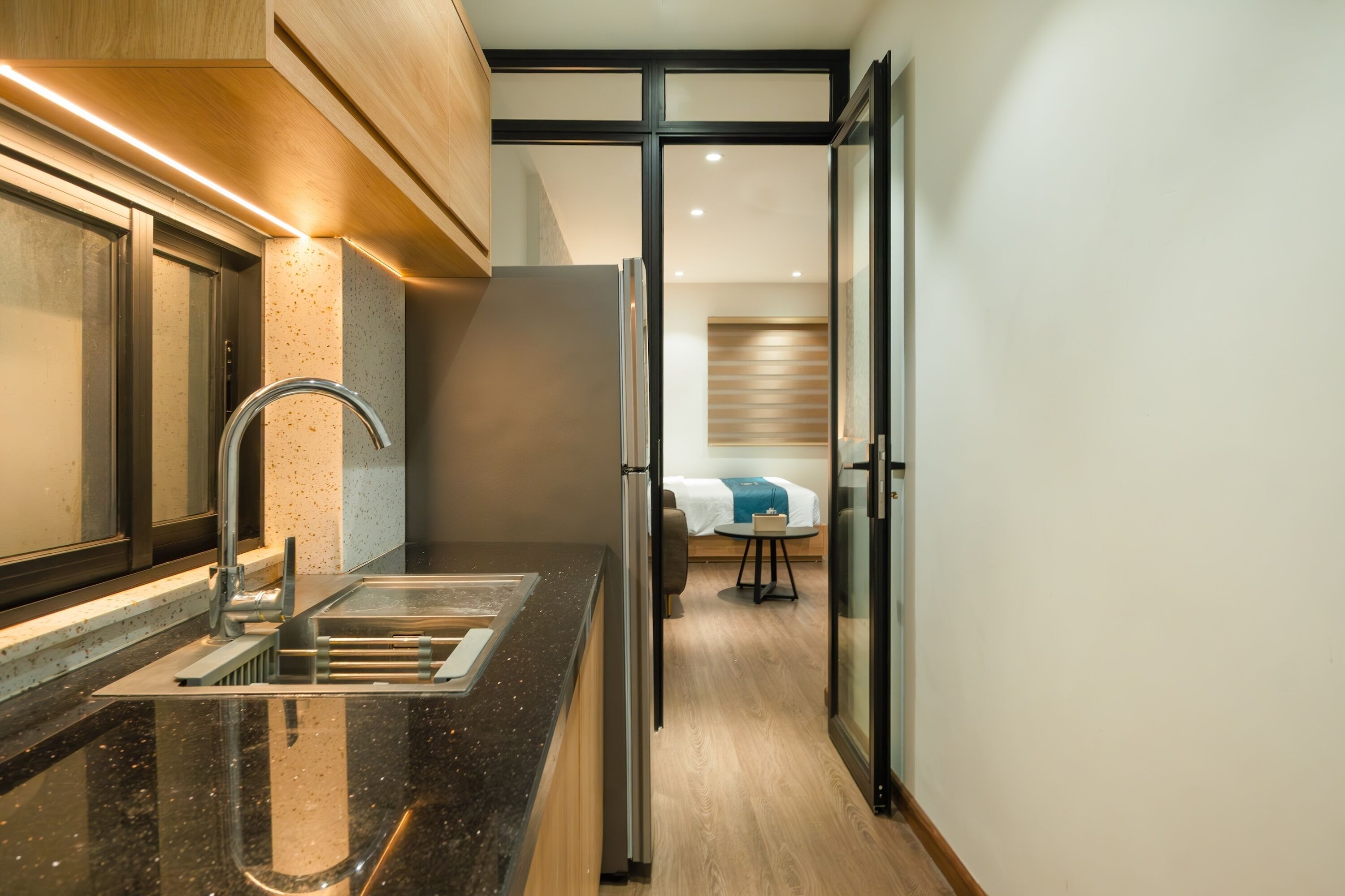 Standard Studio, City View | Private kitchenette