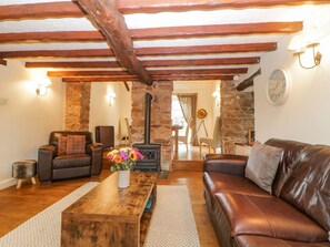Fireplace - Meadow Thatch (Torquay)