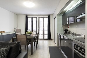 Fridge, microwave, oven, dishwasher