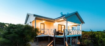 Mandowa Beach Forest & Cottages - A
