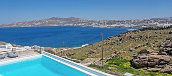 Villa BiancaRosa with amazing views of little Venice & Mykonos Windmills