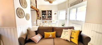 Modern fisherman's house with terrace, near sea and shops - BBQ - Free WIFI