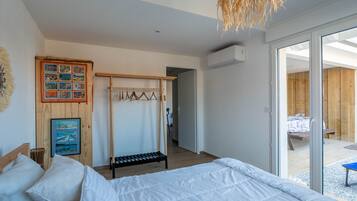 2 bedrooms