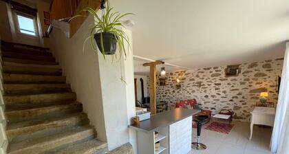 Charming Cottage in Beaufou with Private Terrace