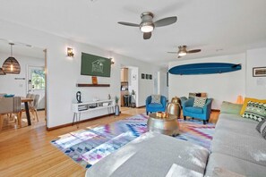 Téléviseur, livres