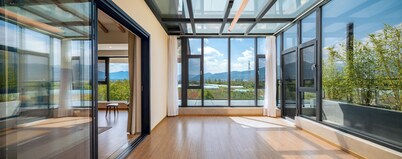 Stylish Designer Villa in Lijiang,4BR, Garden View, Calm and Chill
