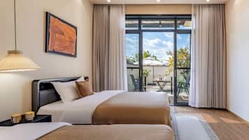 4 bedrooms, desk, iron/ironing board, free WiFi