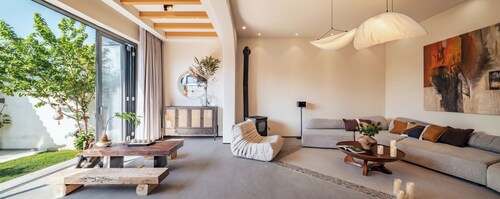 Stylish Designer Villa in Lijiang,4BR, Garden View, Calm and Chill