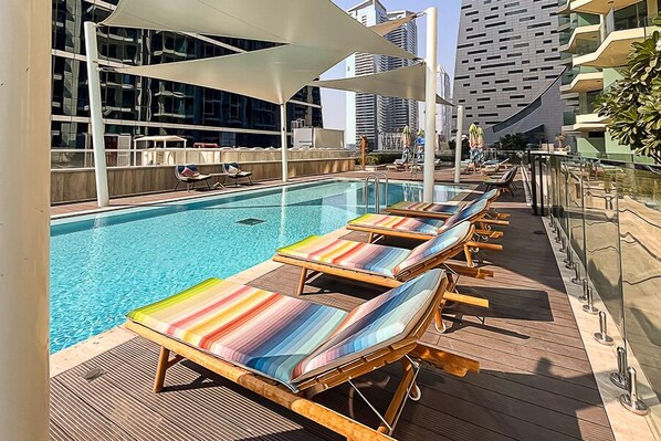 3 outdoor pools - Upscale 1BR Luxury Apt in Missoni Urban Oasis (Dubai)
