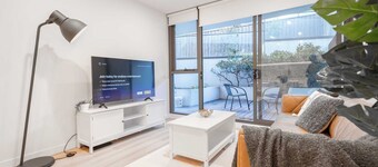 Doncaster Lux 3b2b apt Balcony+Parking