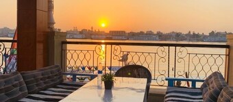 Brand New Modern 2BR Villa Flat – 1 Min to Nile, Peaceful & Central