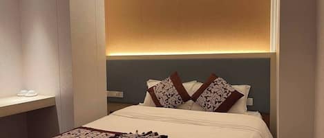 Standard Single Room, 1 Double Bed