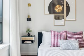 1 bedroom, WiFi, bed sheets