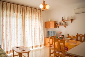 Dining - Carmina Apartments (Carboneras)