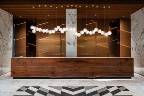 Lobby - Near Valley Forge | Shuttle. Restaurant. Gym. (Prussia)