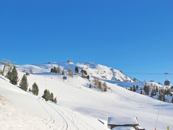 Snow, Mountainous Landforms, Mountain, Winter, Terrain, Glacial Landform, Mountain Range, Geological Phenomenon, Hill Station, Freezing