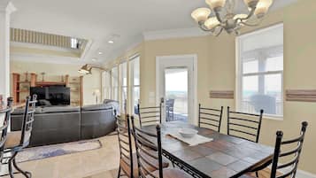 Televisie en een kantoor