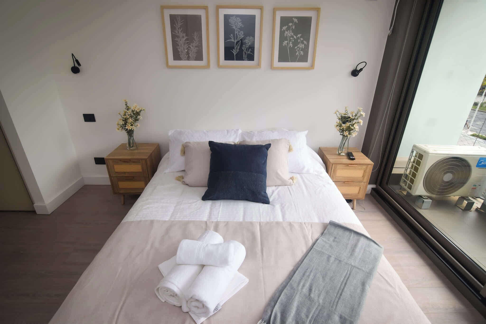 2 dormitorios, tabla de planchar con plancha, wifi y ropa de cama