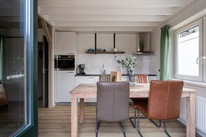 Unclassified image, 2 of 13, button - Close to the sea in Domburg | Schelpweg 5a | Hello Zeeland (Domburg)