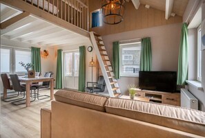 Unclassified image, 5 of 13, button