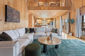 Smart TV, video games