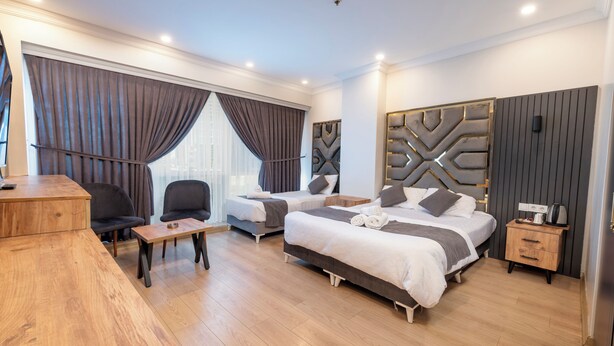 Classic Üç Kişilik Oda, Şehir Manzaralı