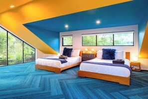 6 habitaciones, escritorio, tabla de planchar con plancha y wifi