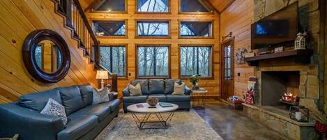 Fernseher, Kamin, Arbeitsbereiche