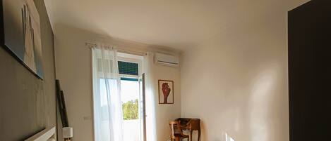 2 soverom, strykejern/-brett, wi-fi (inkludert) og sengetøy