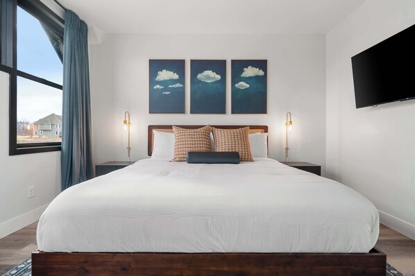 5 bedrooms, iron/ironing board, travel cot, WiFi