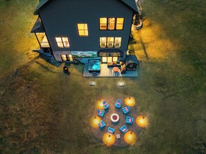 Terrace/patio - The Silversands Lakehouse (Lansing)