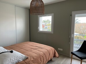 2 bedrooms, desk, iron/ironing board, bed sheets - House in Fouras near Espérance beach (Fouras)