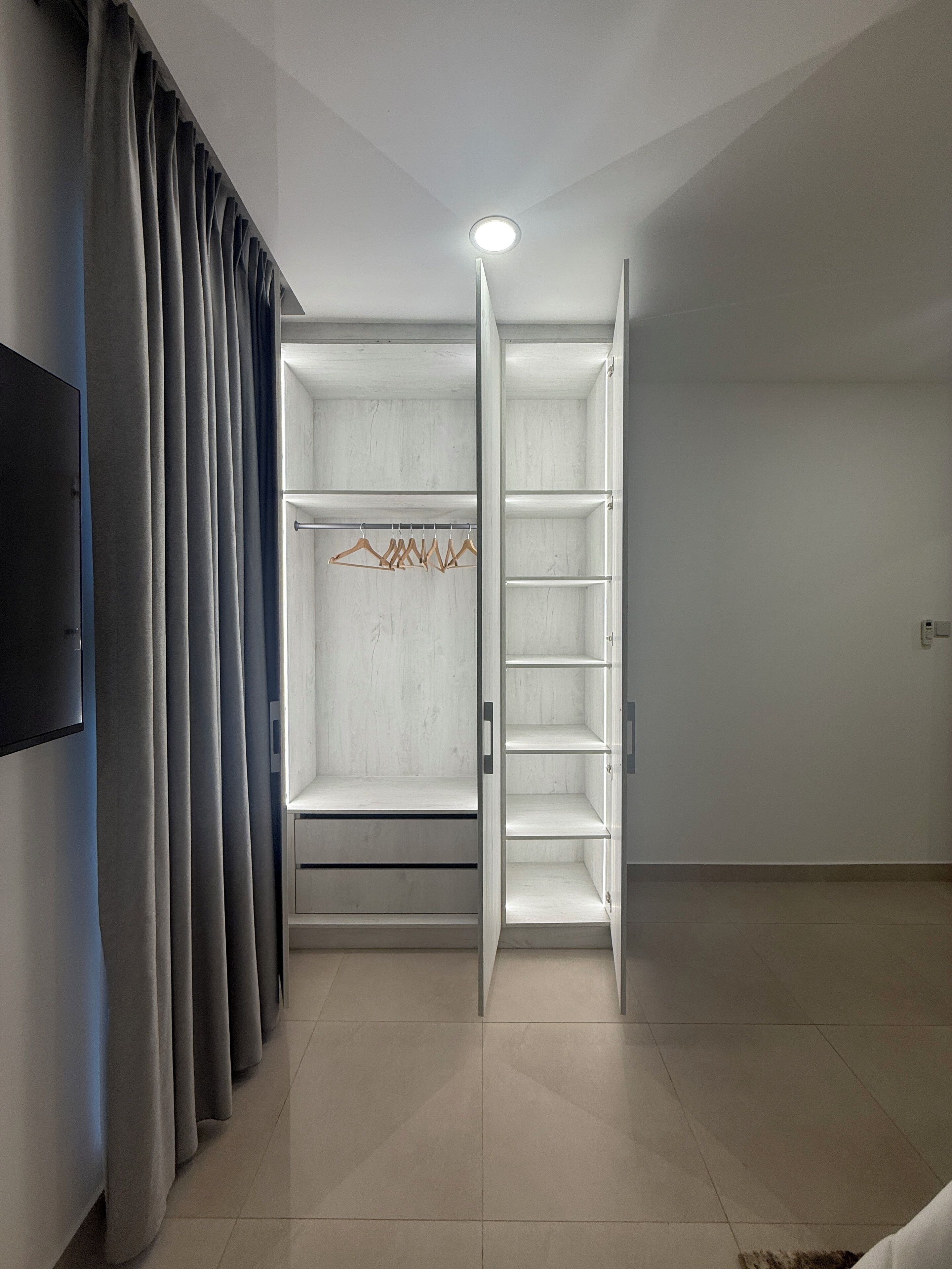 2 phòng ngủ, bàn ủi/dụng cụ ủi quần áo 