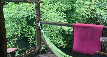 2 Bed-sleeps 3-dog Friendly-garden-riverside