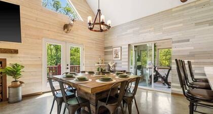 Black Lodge Cabin on Big Sugar, Easy access to NWA