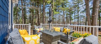 Riverfront Retreat in Wareham 6 bd+pet+gameroom