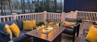 Riverfront Retreat in Wareham 6 bd+pet+gameroom