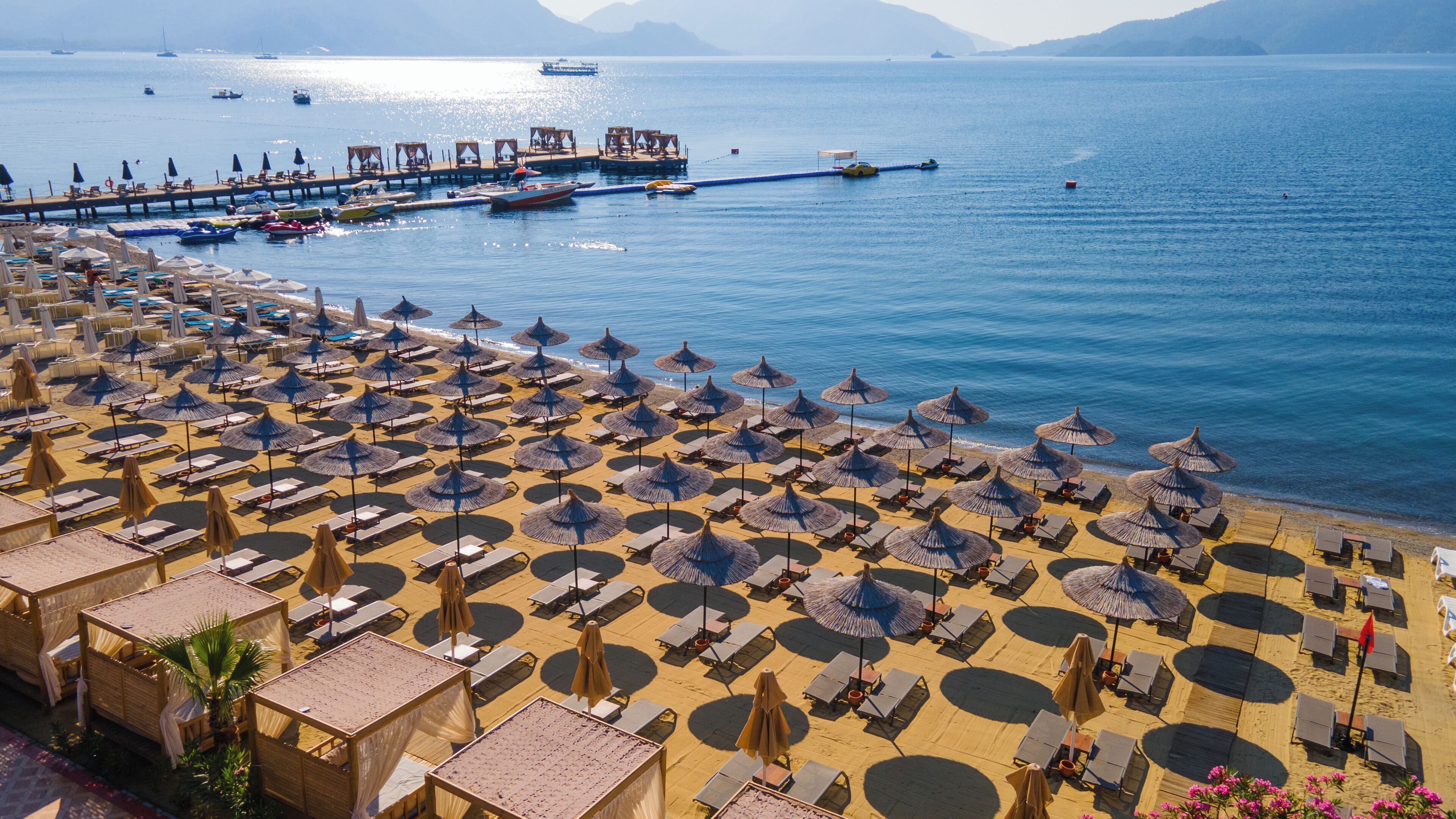 Na praia, serviço de traslado de/para a praia grátis 