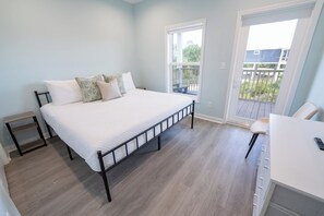 3 bedrooms, iron/ironing board, free WiFi, bed sheets - 15% OFF Remaining Winter Dates! Family-Friendly, (St. George Island)
