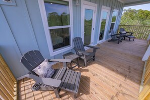 Terrace/patio - 15% OFF Remaining Winter Dates! Family-Friendly, (St. George Island)