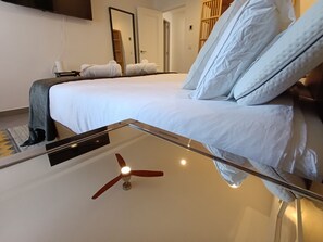 3 soverom, strykejern/-brett, wi-fi og sengetøy