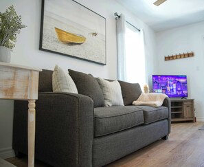 TV, offices - L'Oasis de Nancy Summ (Rouyn-Noranda)