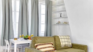 Unclassified image, 5 of 29, button - Charming 1BR Near Notre-Dame & Latin Quarter (Paris)