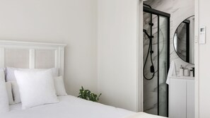 5 chambres, accès Internet, draps fournis