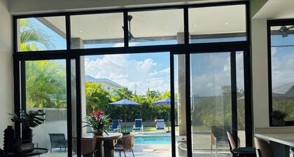 Villa Aguacate Playa, Excursiones, Transporte, Chef, Senderos, Vida Nocturna☀️