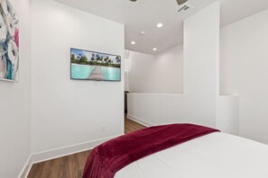 1 chambre, fer et planche à repasser, Wi-Fi, draps fournis